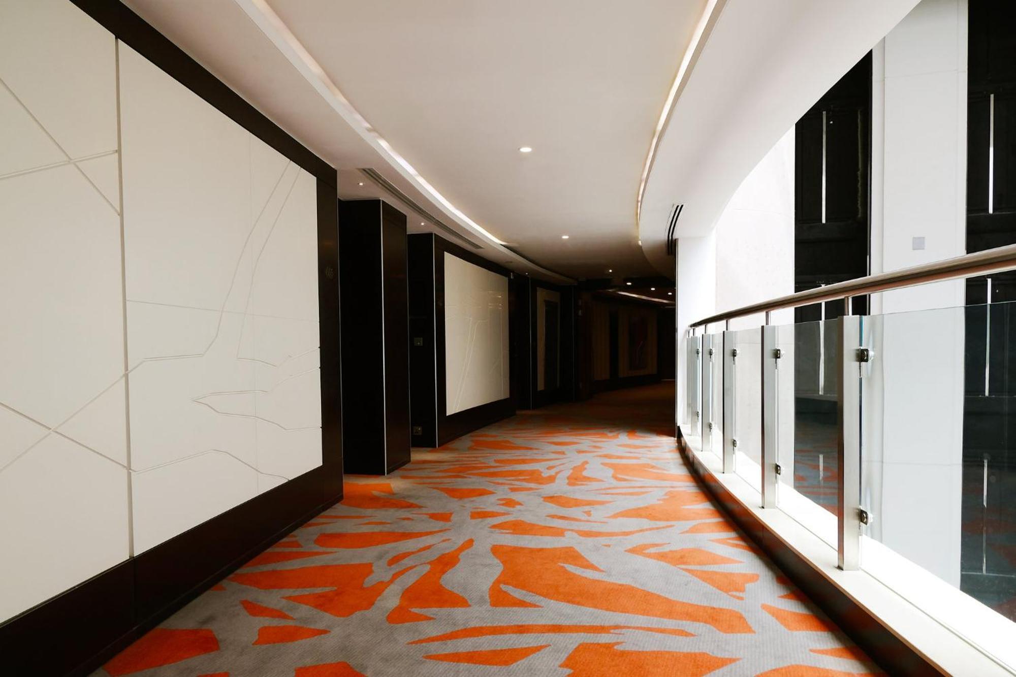 Crowne Plaza - The Business Park By Ihg Hotel 5*