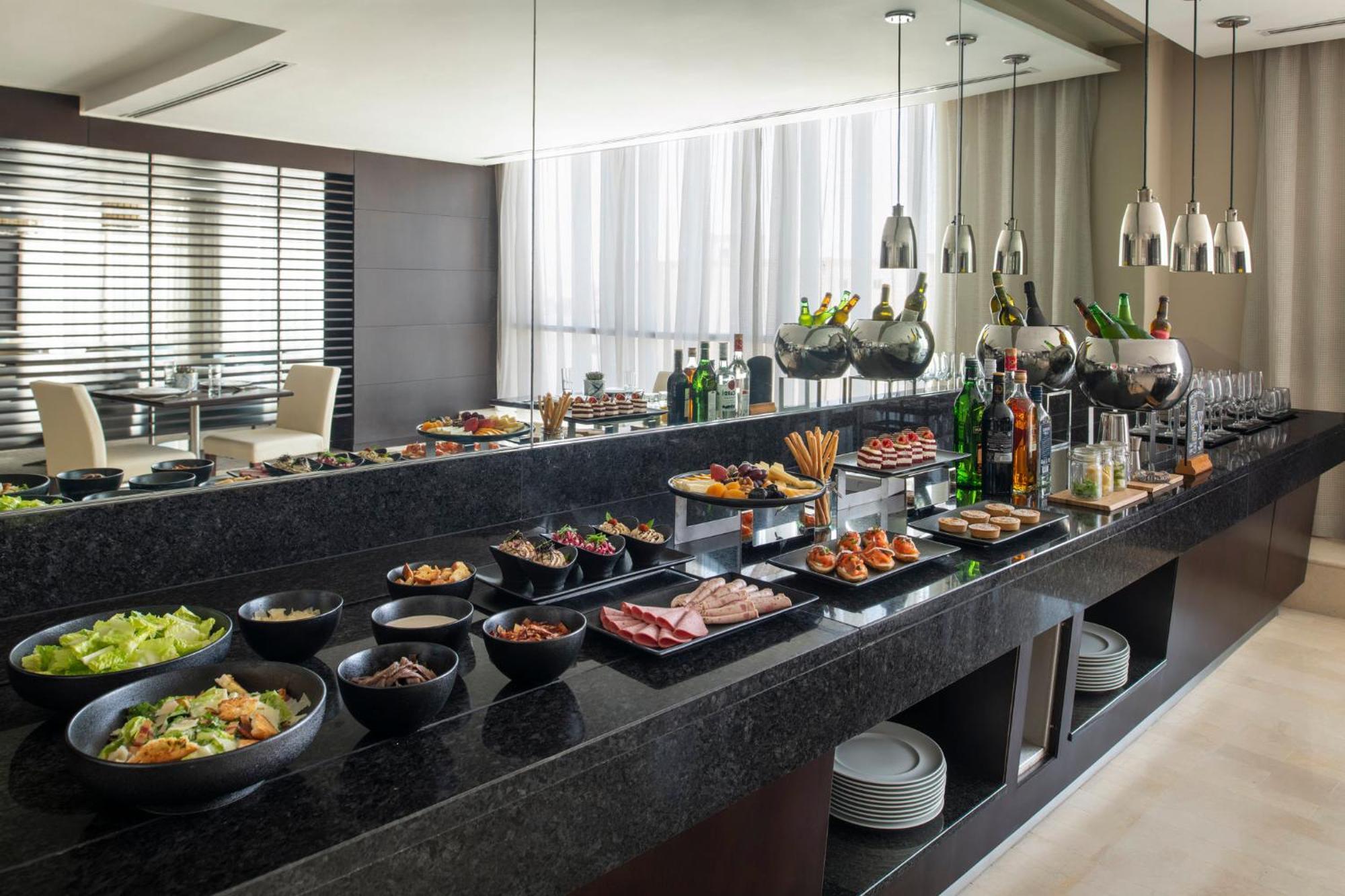 Crowne Plaza - The Business Park By Ihg Hotel